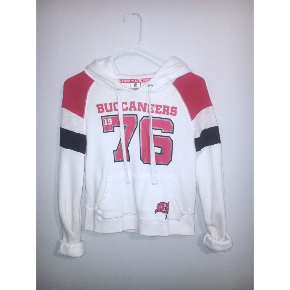 Pink Tampa Buccaneers pullover  🏴‍☠️